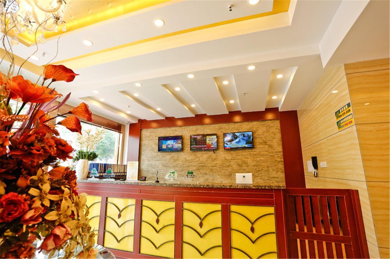 Greentree Inn Hainan Sanya Chunyuan Seafood Square Express Hotel Extérieur photo